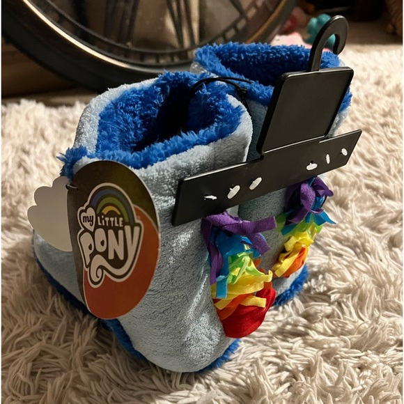 NEW My Little Pony slipper boots women’s size Small 5/6 - Picture 3 of 4
